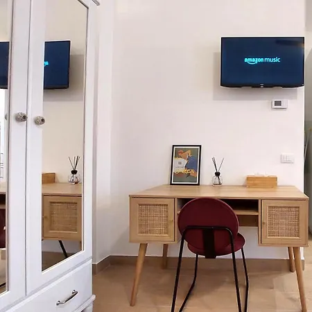 Casa Leonardo - Centro - Free Parking - Free Wi-fi - 10citylife - 10 San Siro Appartamento